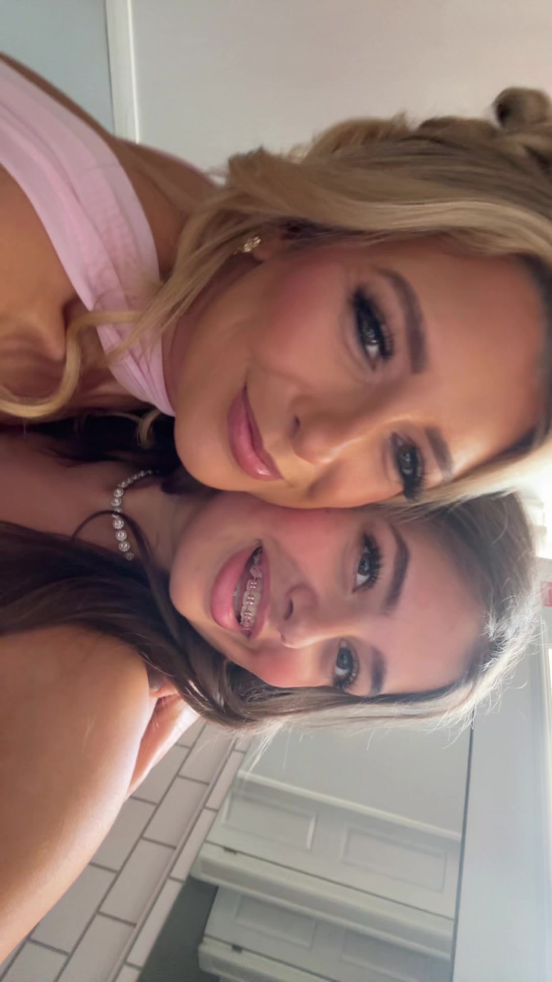 @𝐈𝐬𝐚𝐛𝐞𝐥𝐥𝐞💚