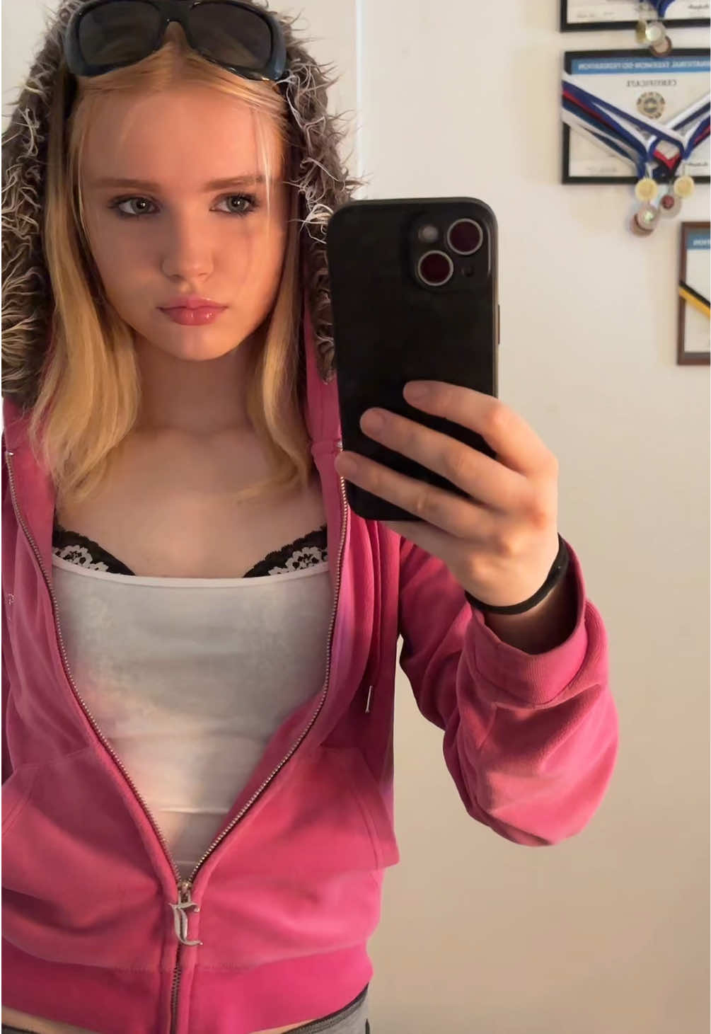 @E🪽🏝️