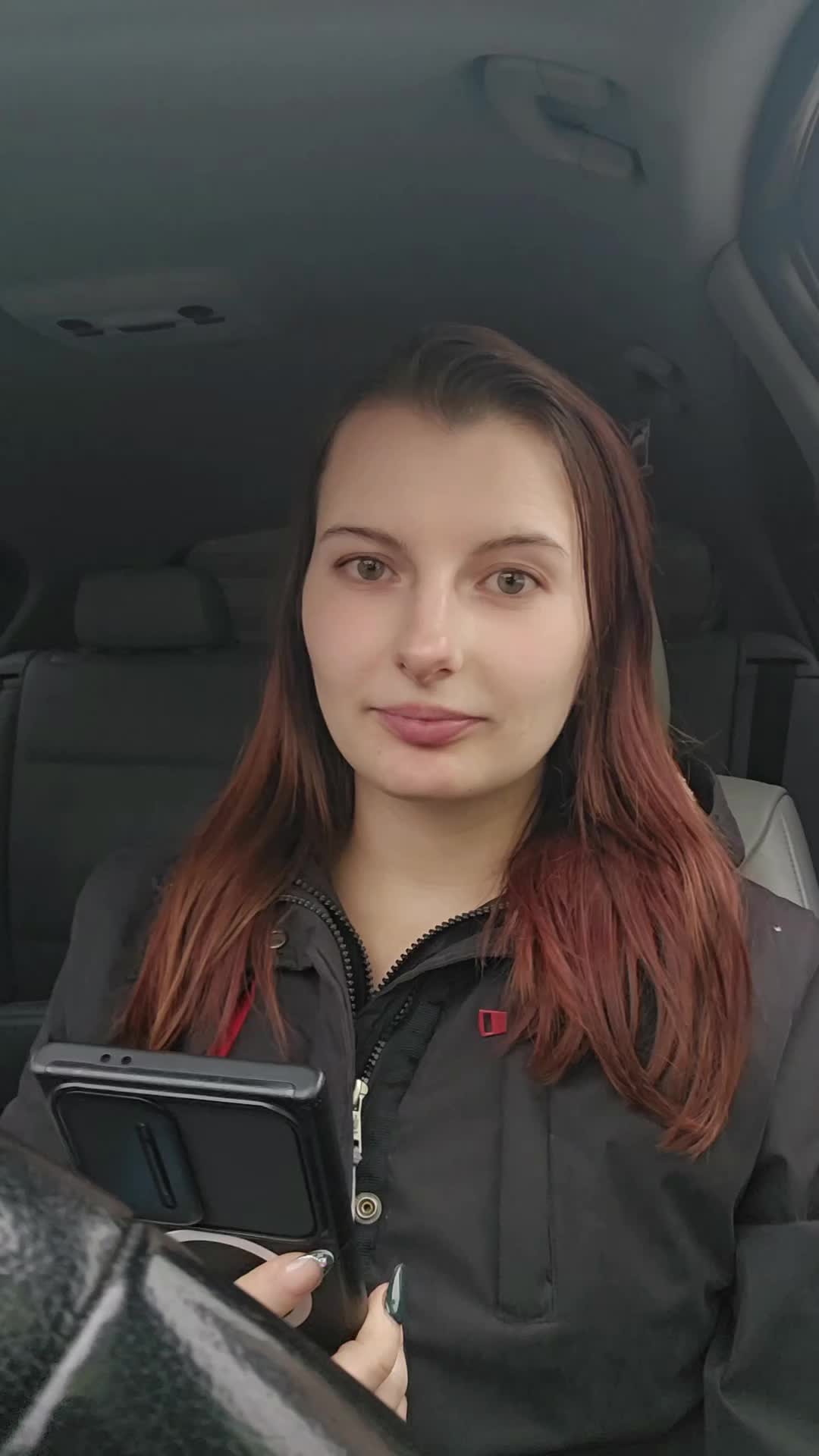 @hello_Sarah