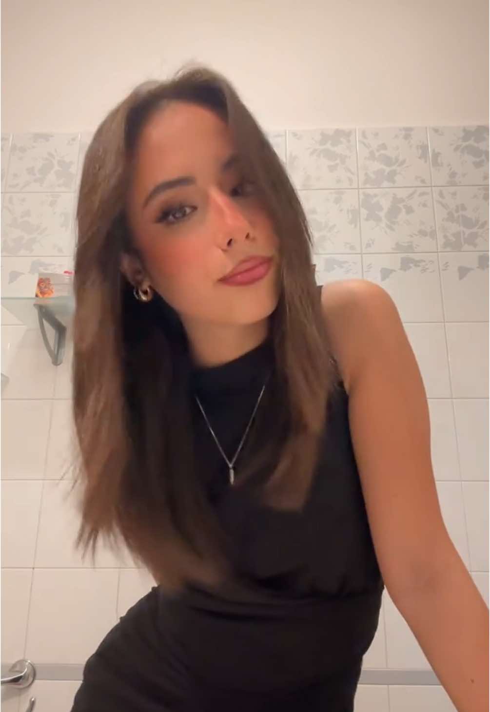 @M.