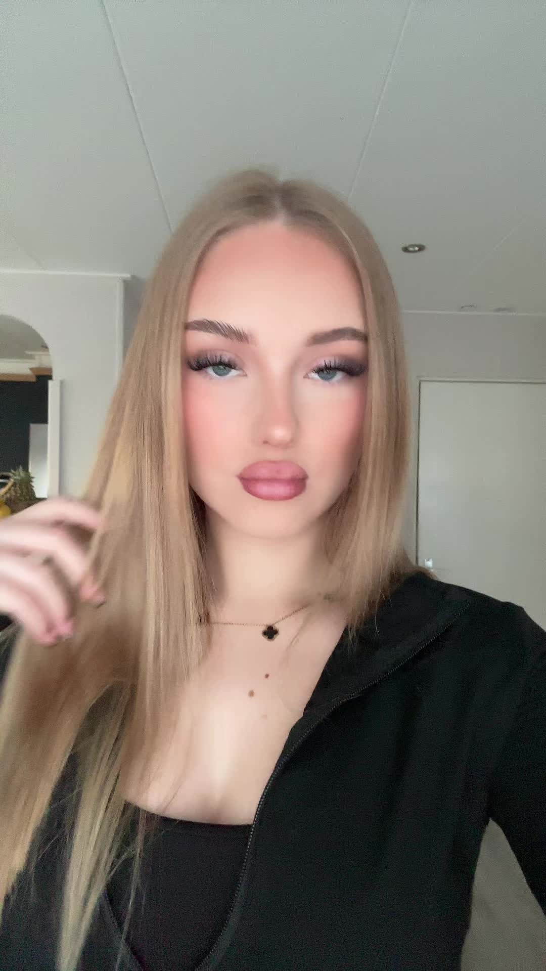 @oliwiaknd