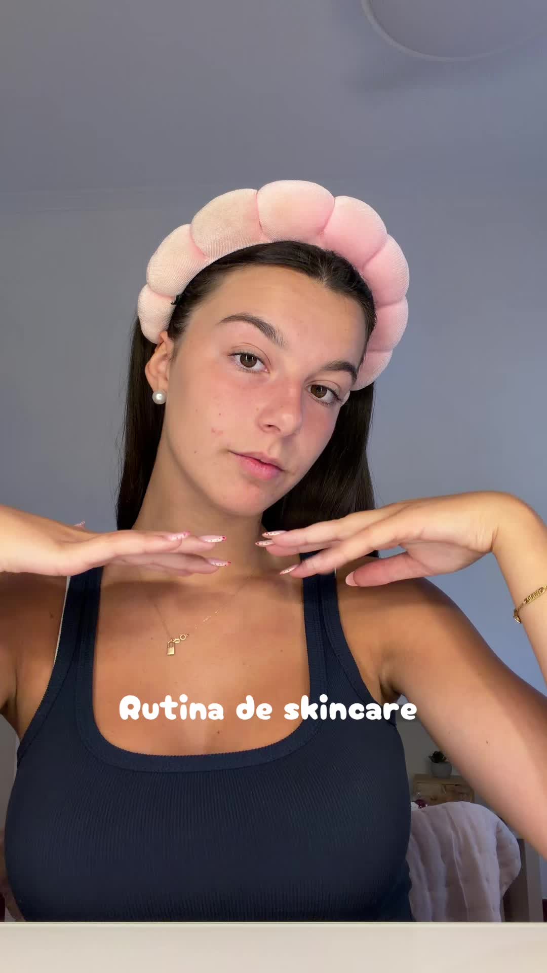 @𝚐𝚕𝚘𝚛𝚒𝚒𝚊
