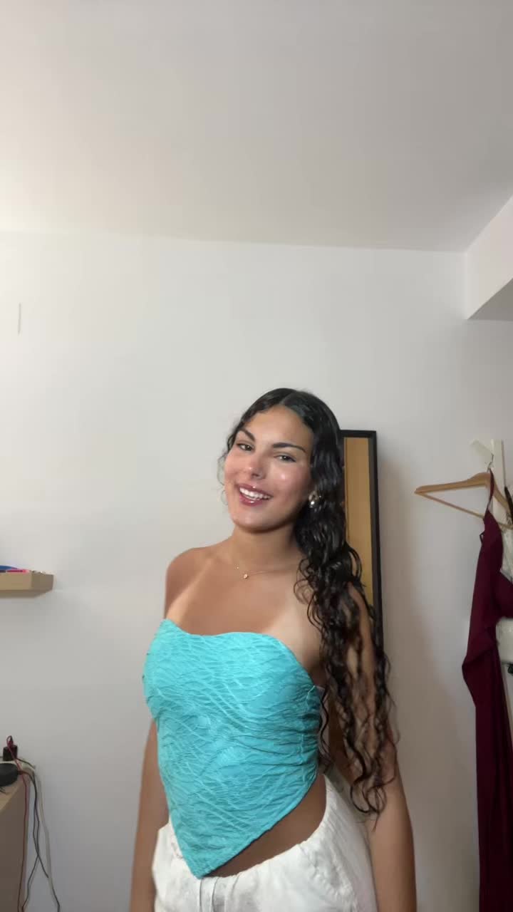 @Danielaa