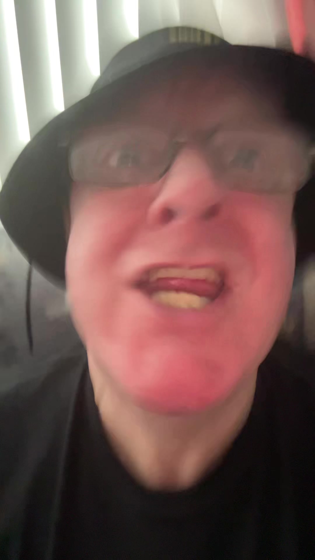 @TECHNO GRANDAD