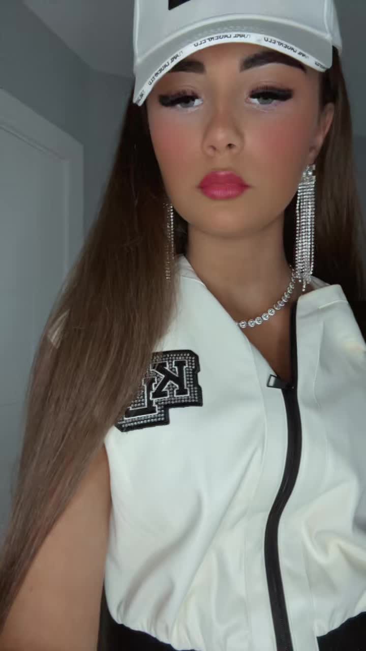 @aliciaflynn12