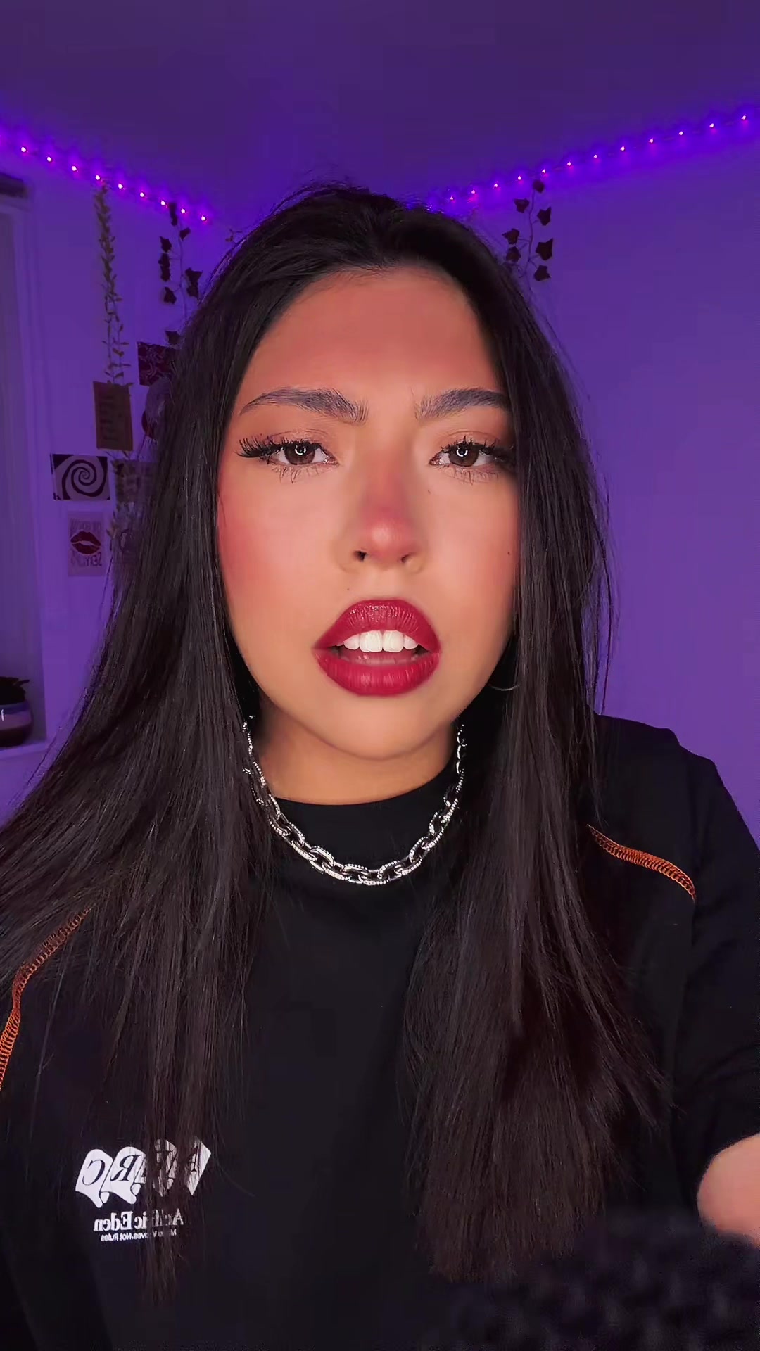 @Daniela Estefania 🌙