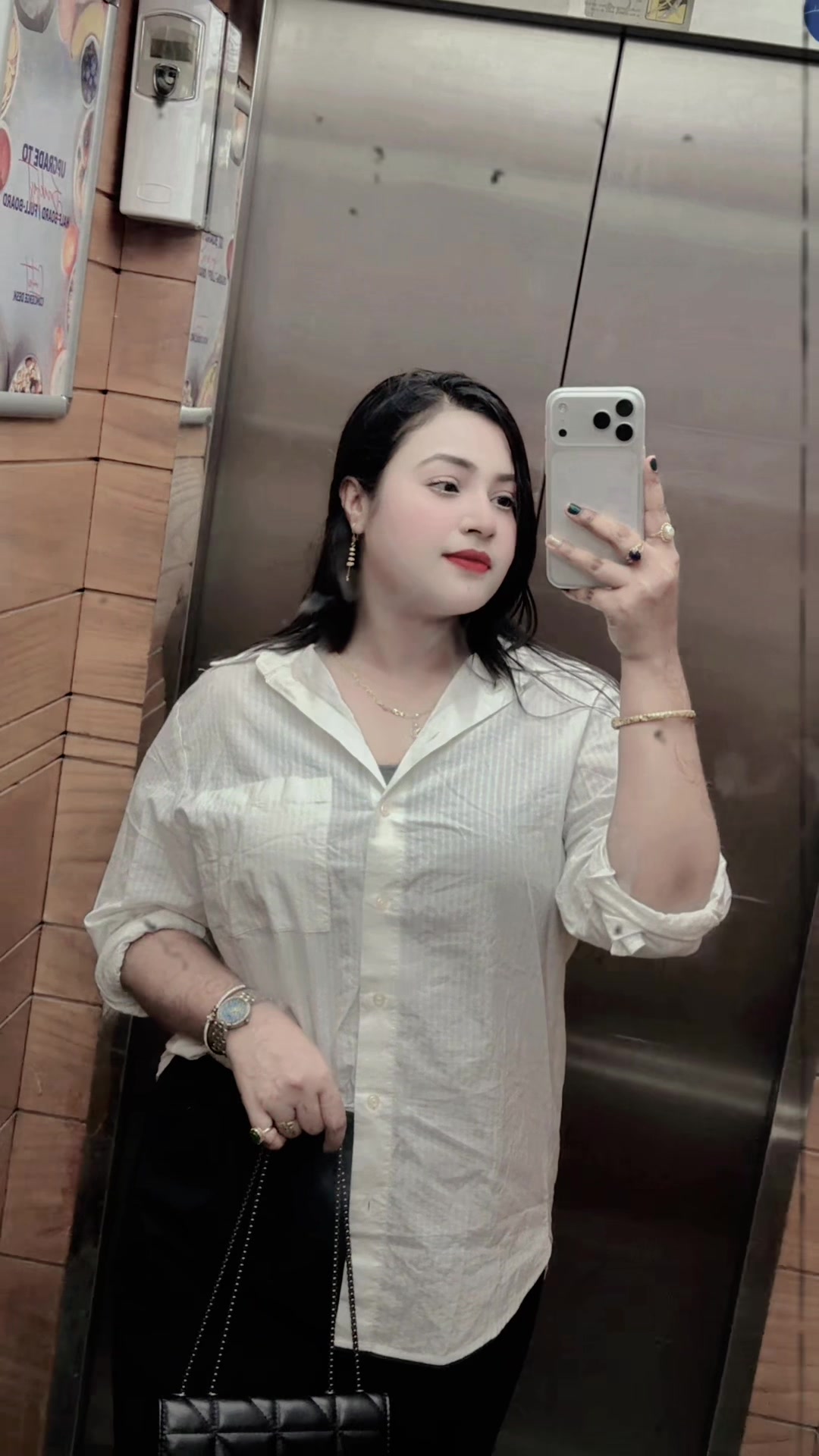 @Arobi Arba Ankhi