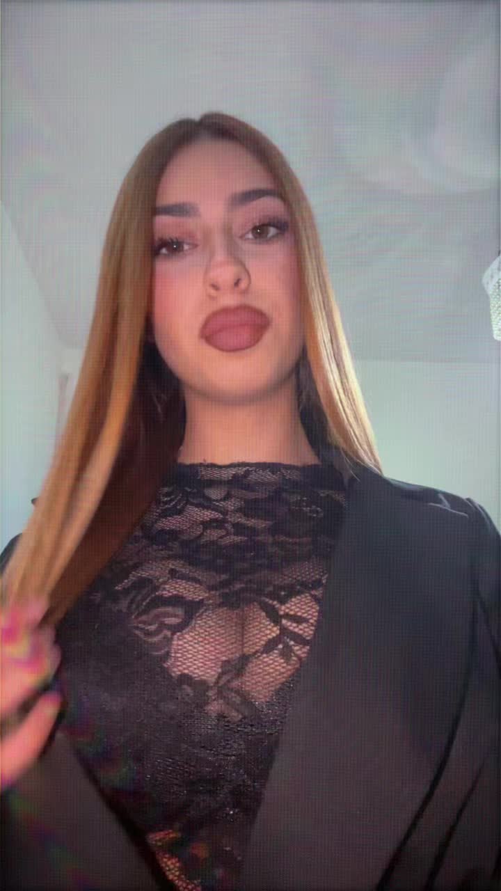 @𝓐🍒
