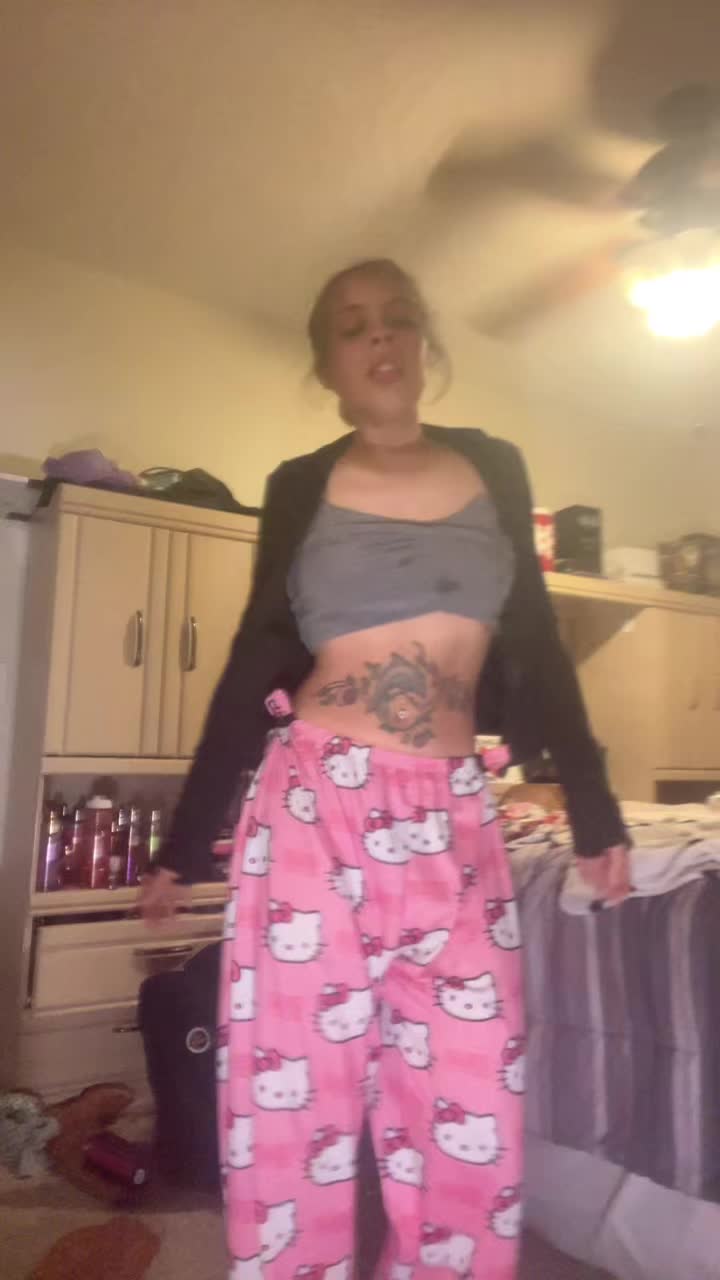 @CurlyHeadCutie