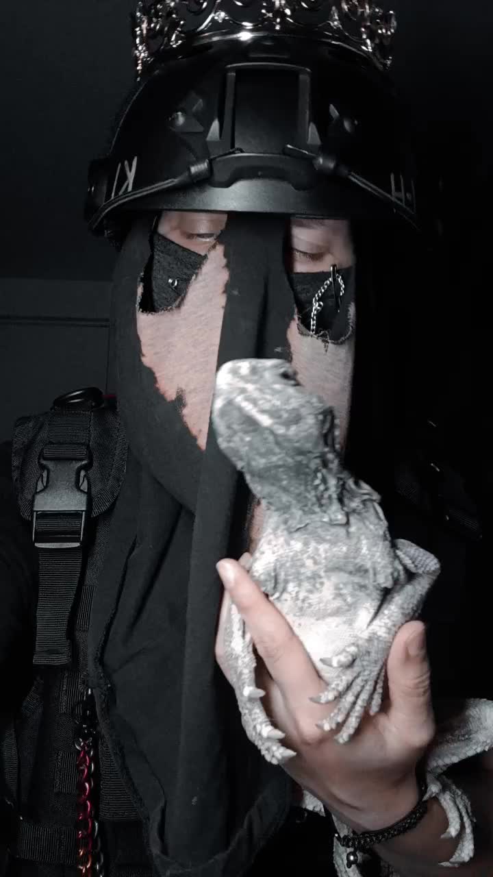 @KingKönig
