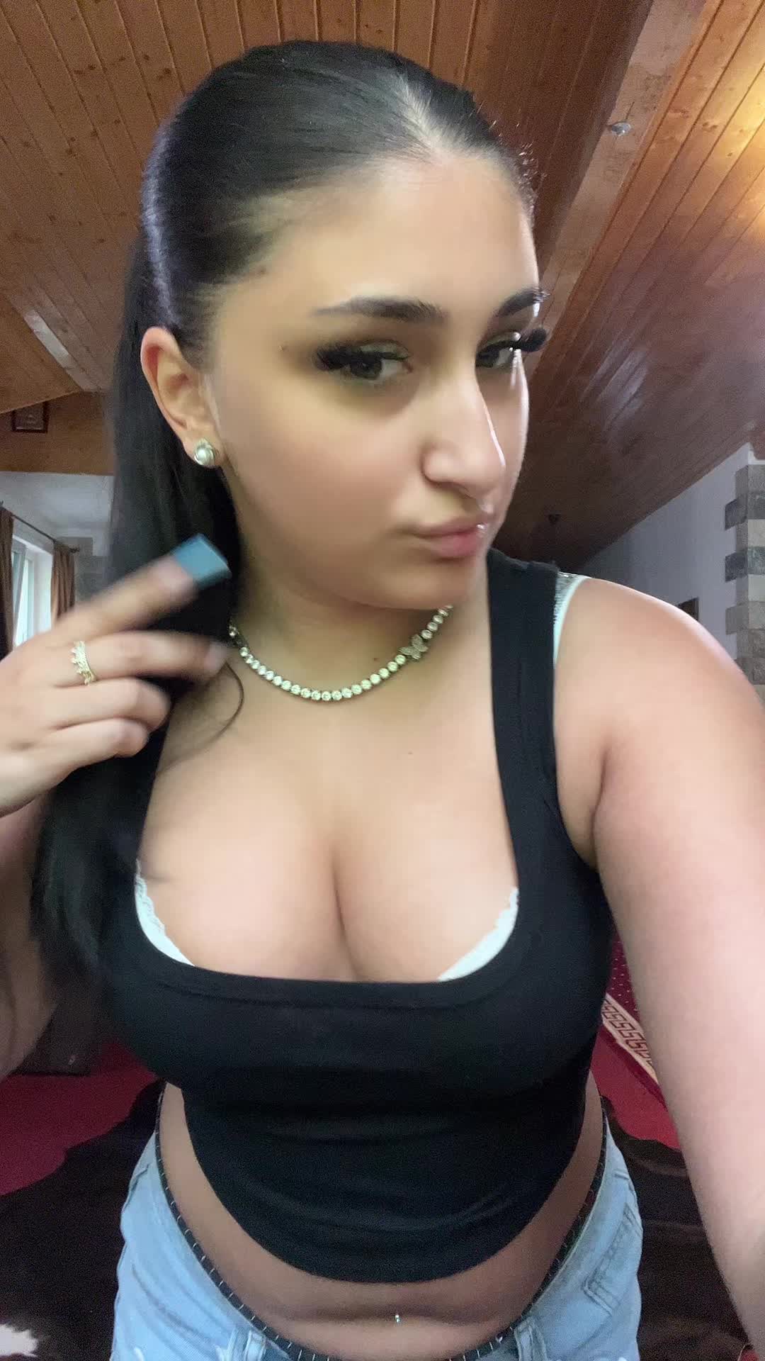 @Larissa Ioana