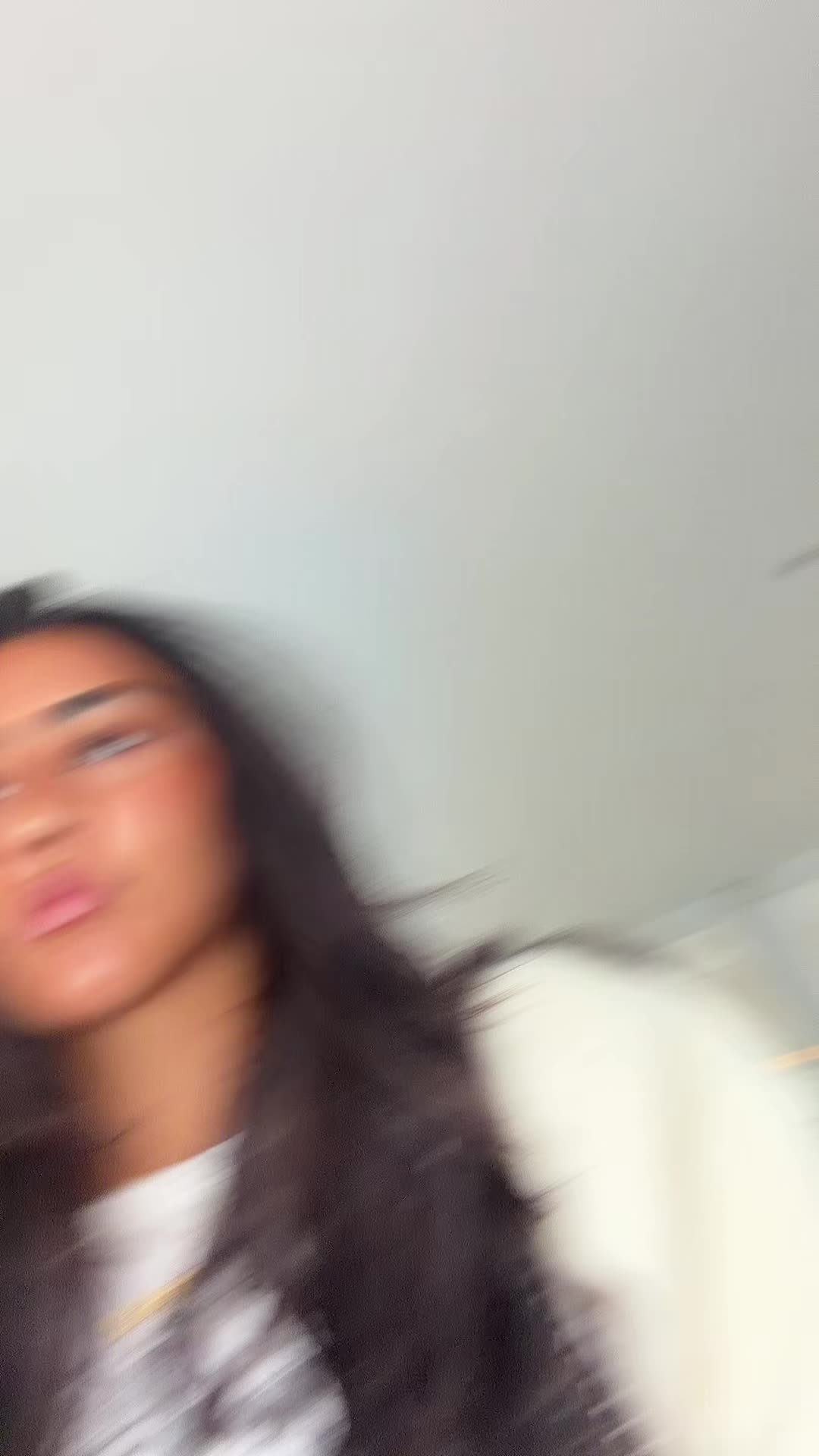 @Gloria