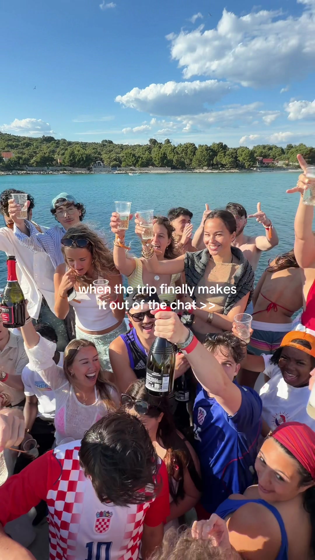 @Out To Sea - Split Boat Party