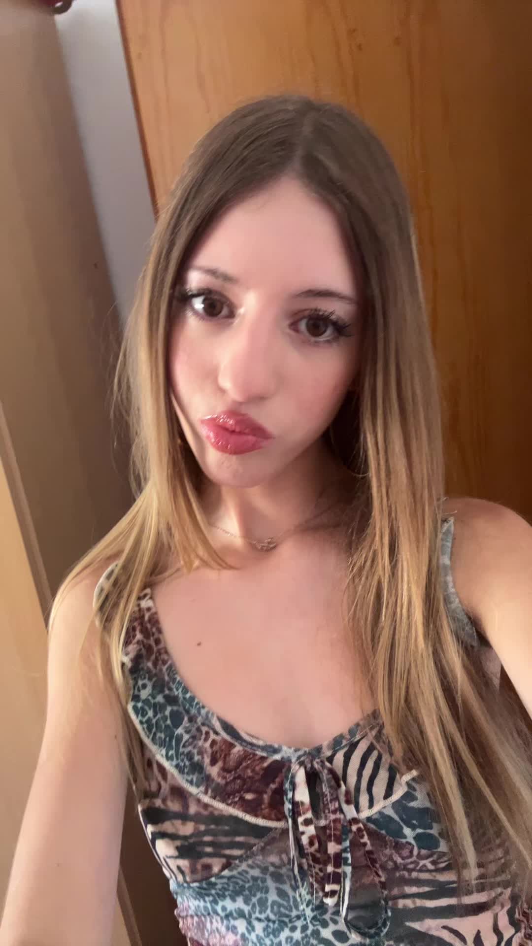 @️