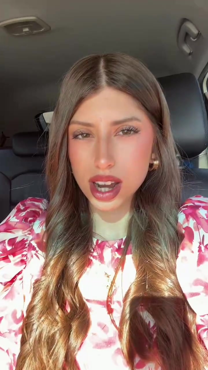 @Luc&iacute;a Ramirez