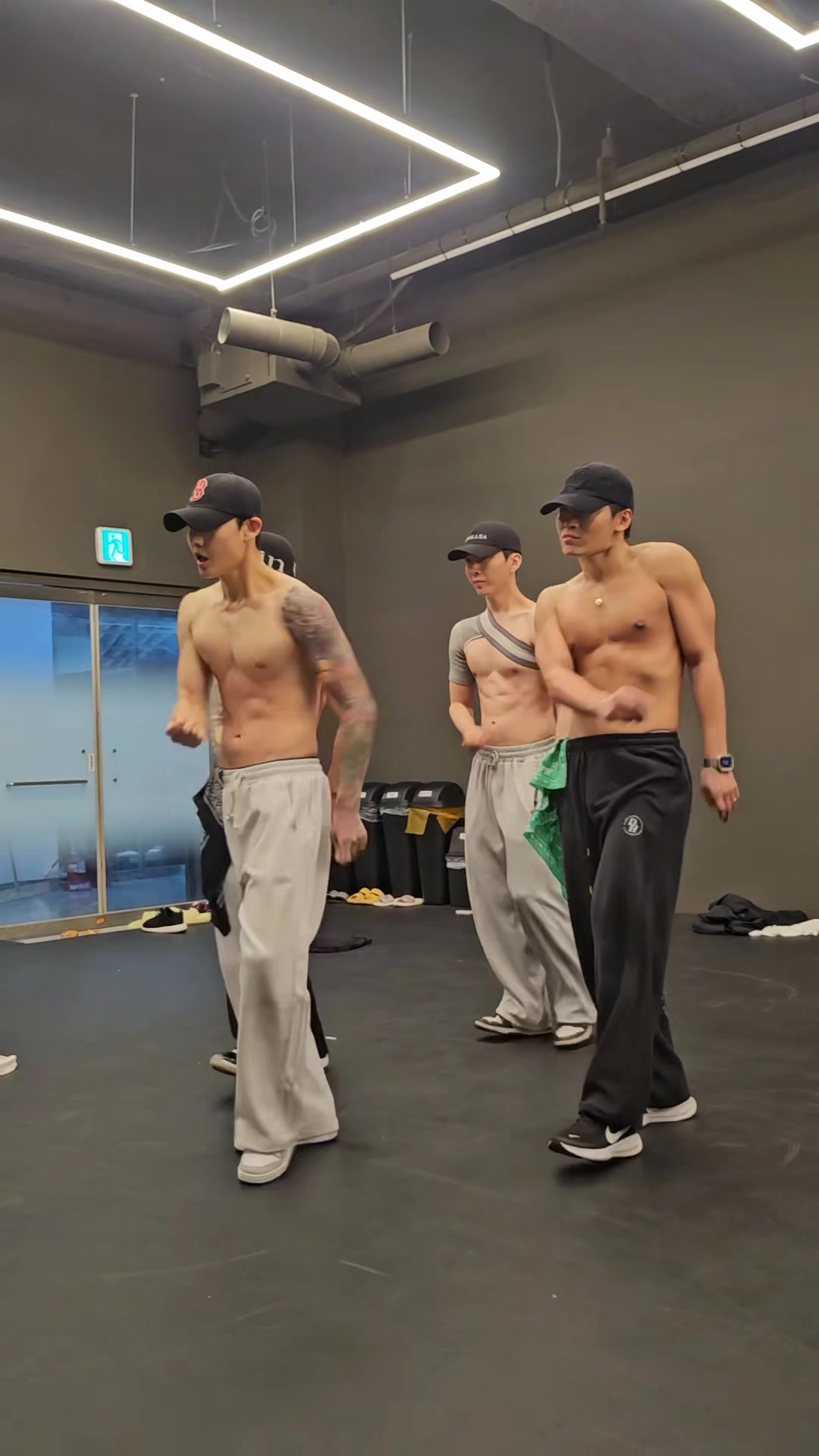 @🐶jin se jin🕺
