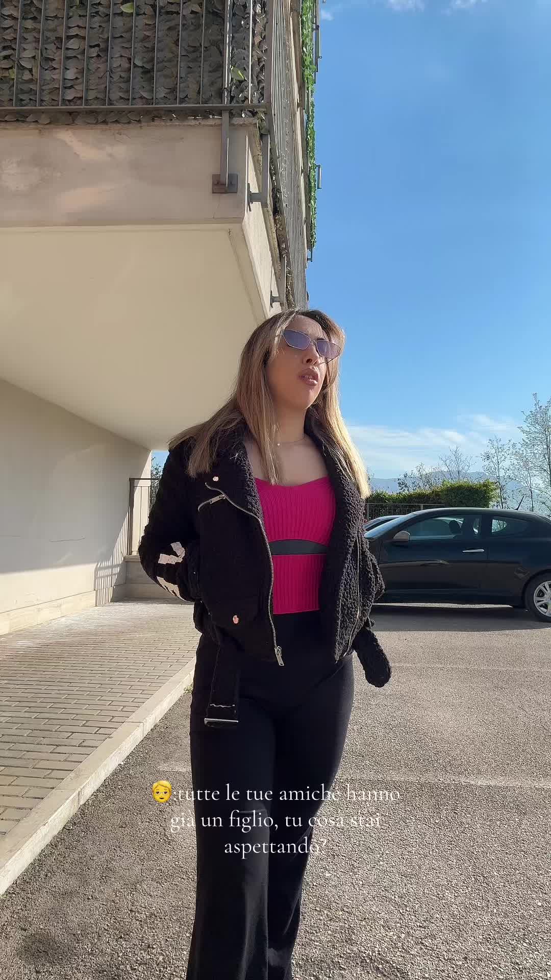 @desireemelone