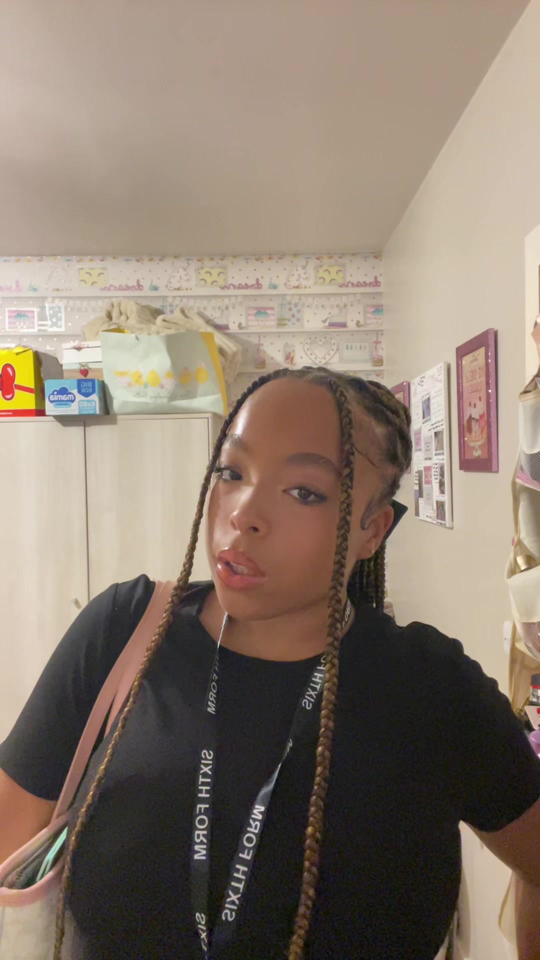 @𝓝𝓮𝓿𝓪𝓮𝓱🎀.
