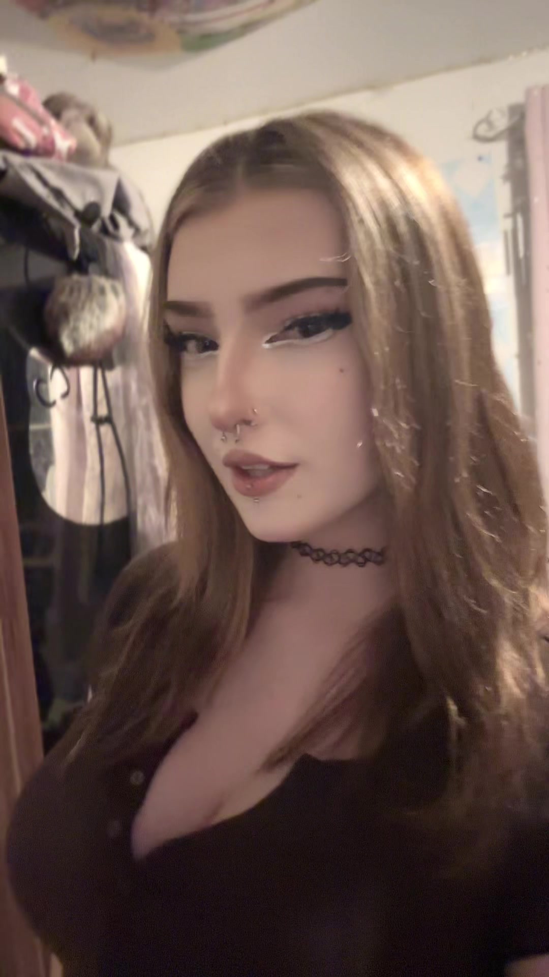 @chloe🪽
