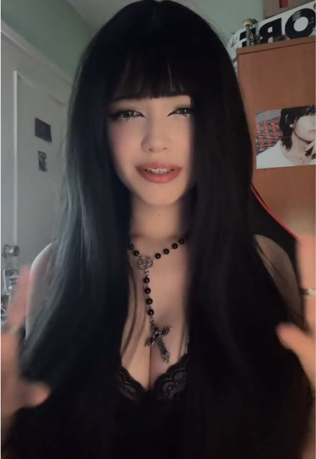 @melanch0lya_