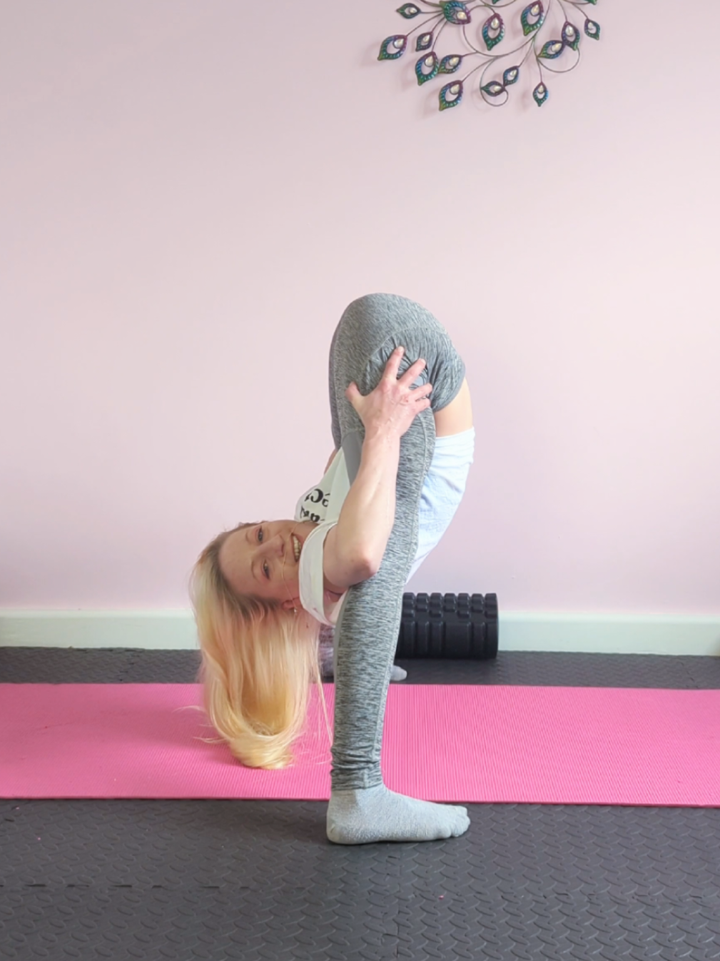 @Miss Flexible Lilly