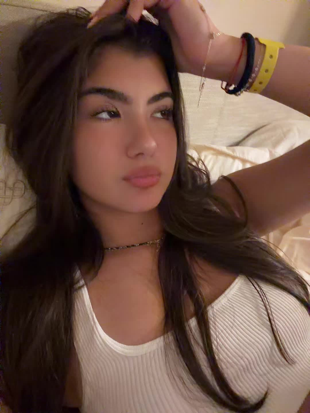 @Ari🤍
