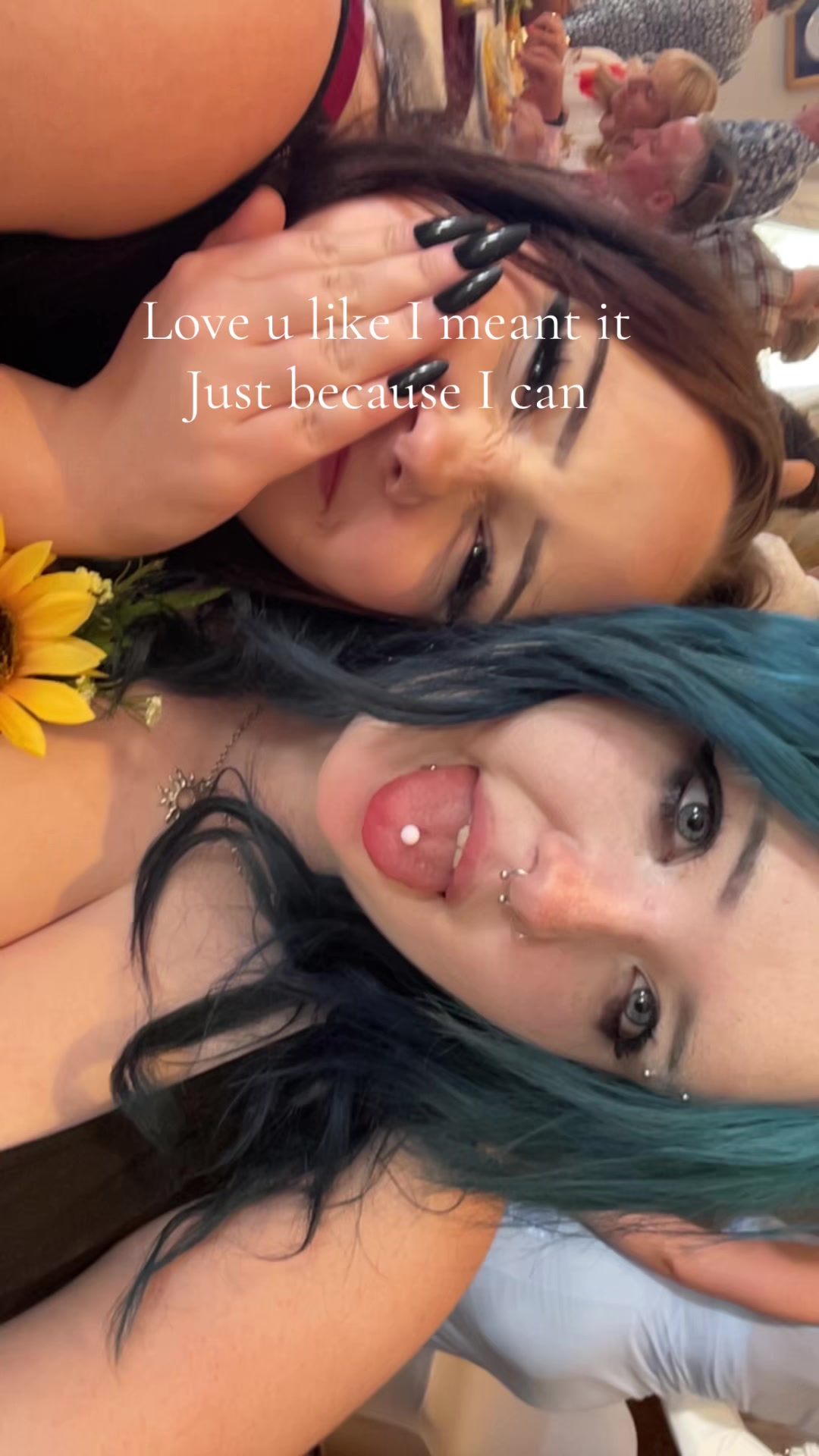 @Ilovemyrosietoy