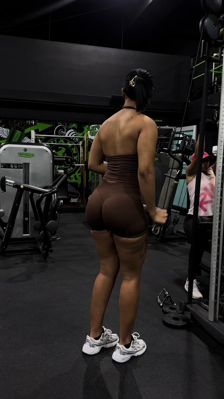 @✈️🥭Lisairis Medina❤️👸🏻