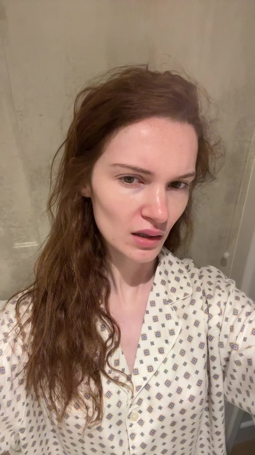 @lillygoumentt