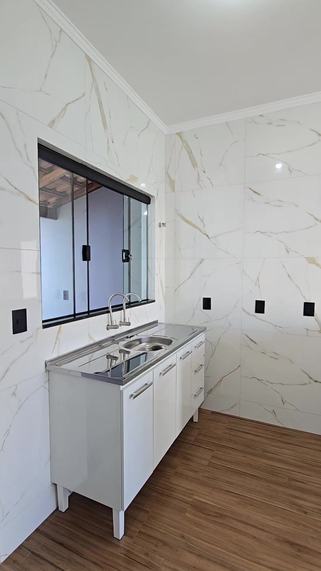 @elianeimobiliaria