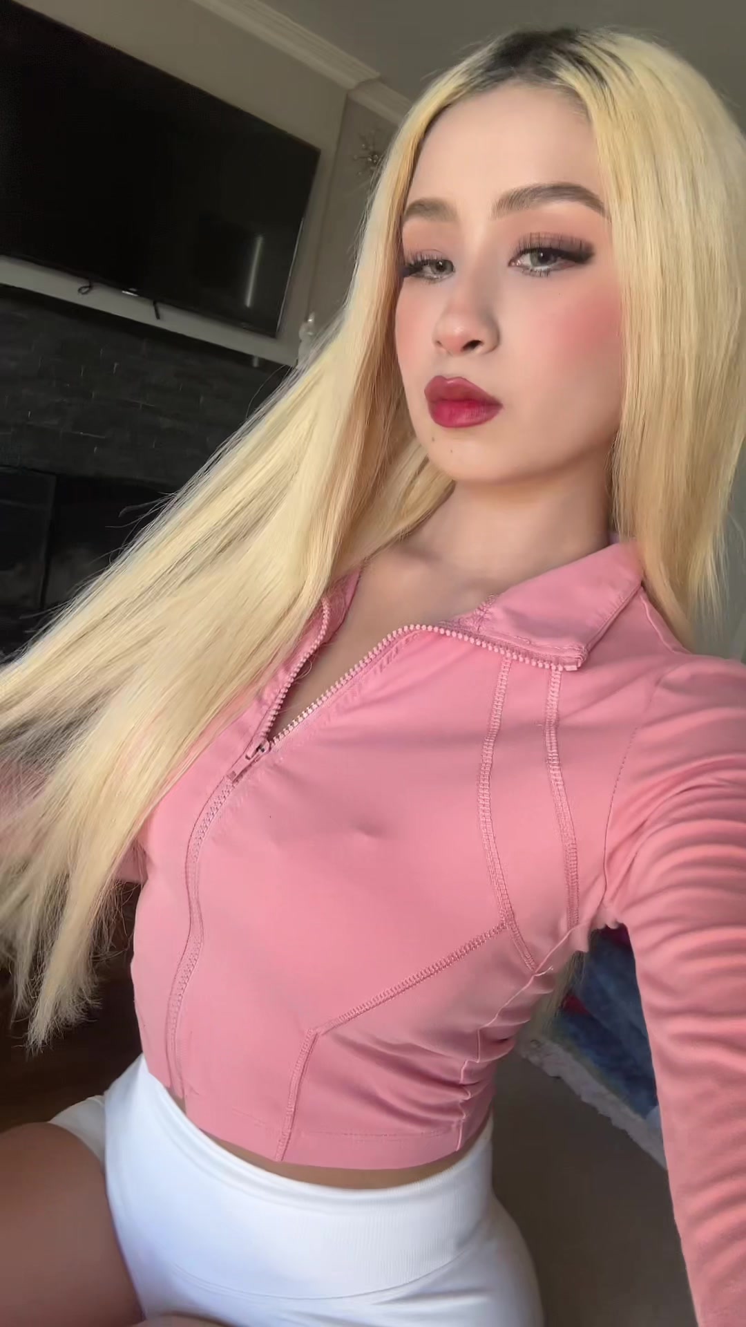 @adilenereyes_
