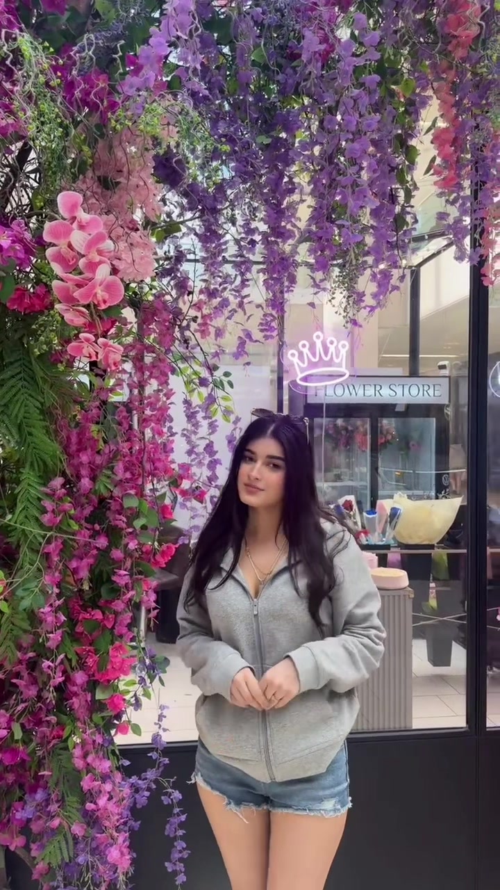 @𝕸☬