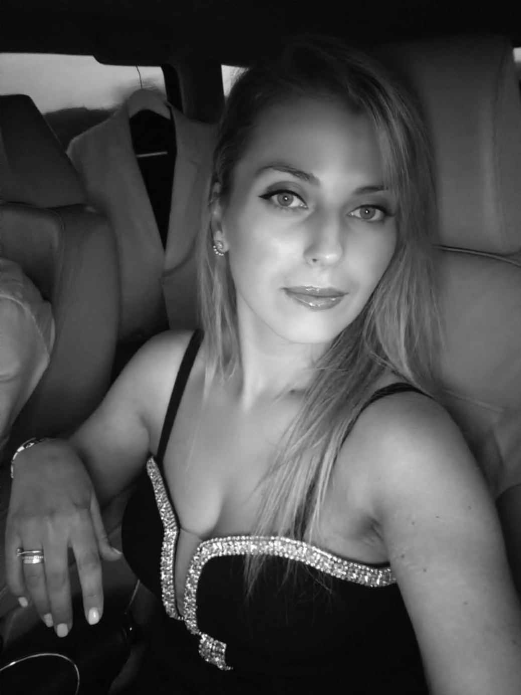 @Elena Banica