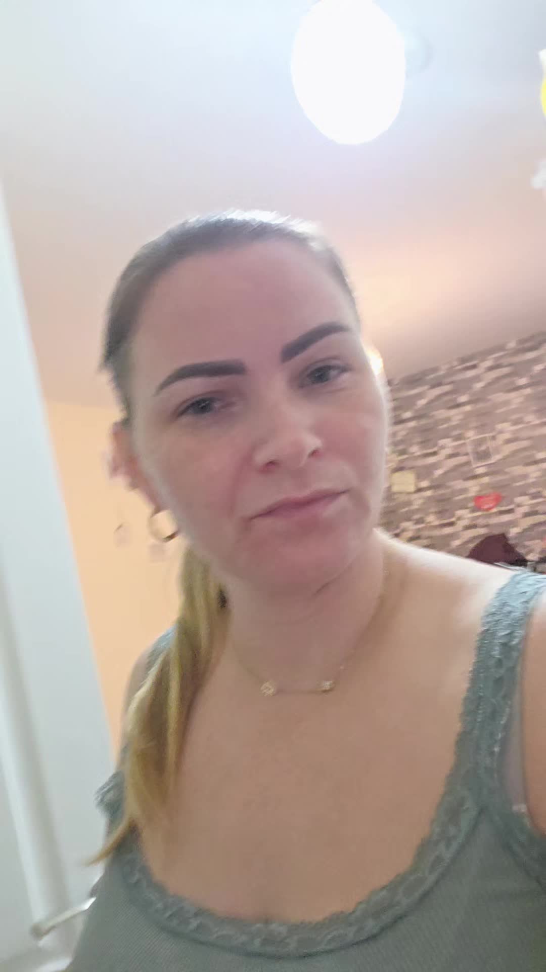 @Oana Elena