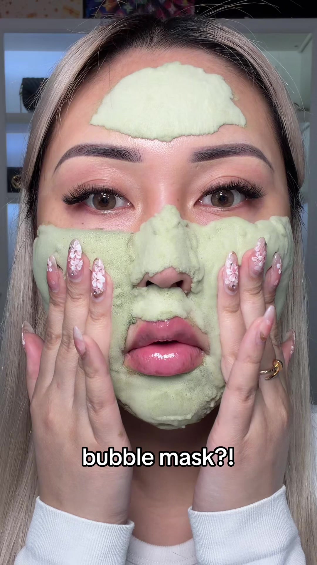 @Laura Bui