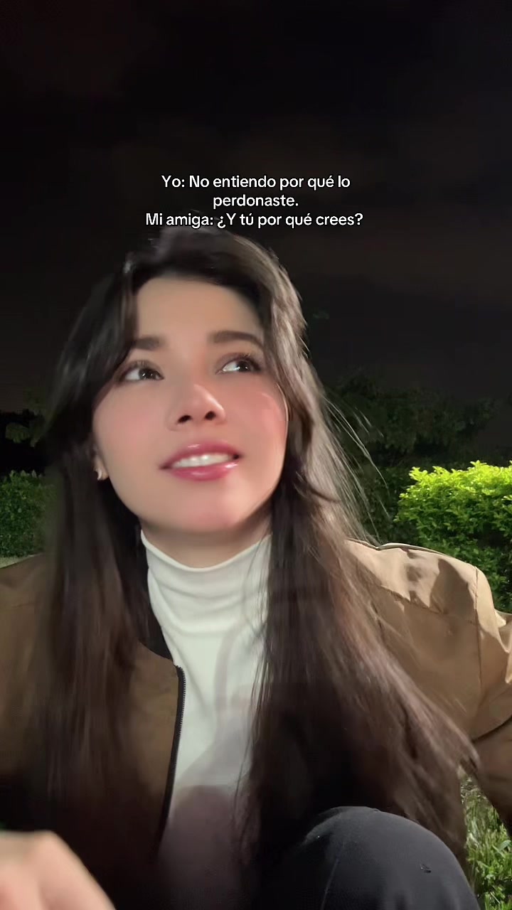 @Elva León