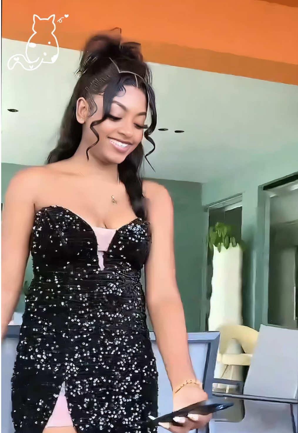 @Luna123