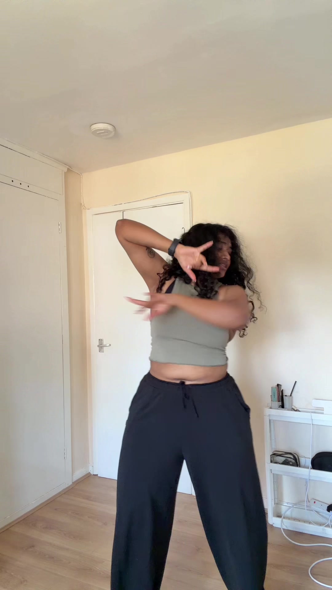 @Puhalini