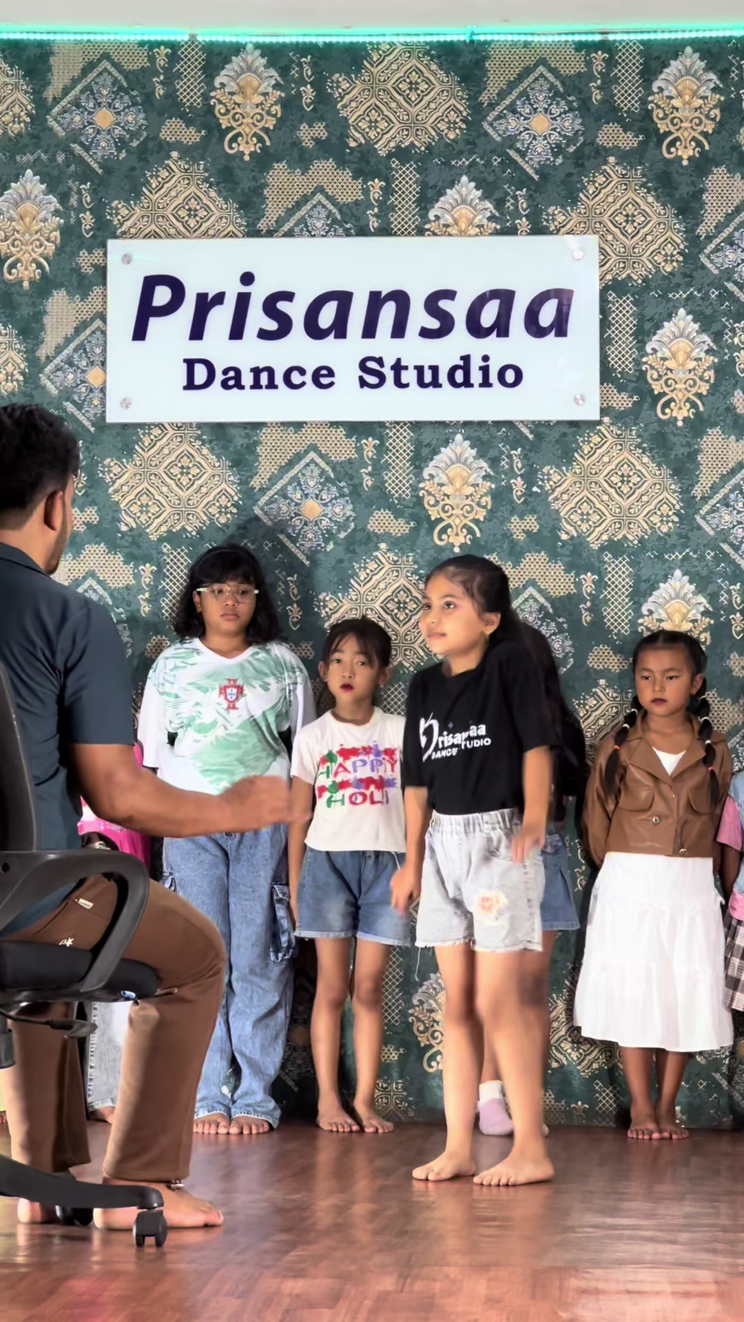 @prisansaa dance studio