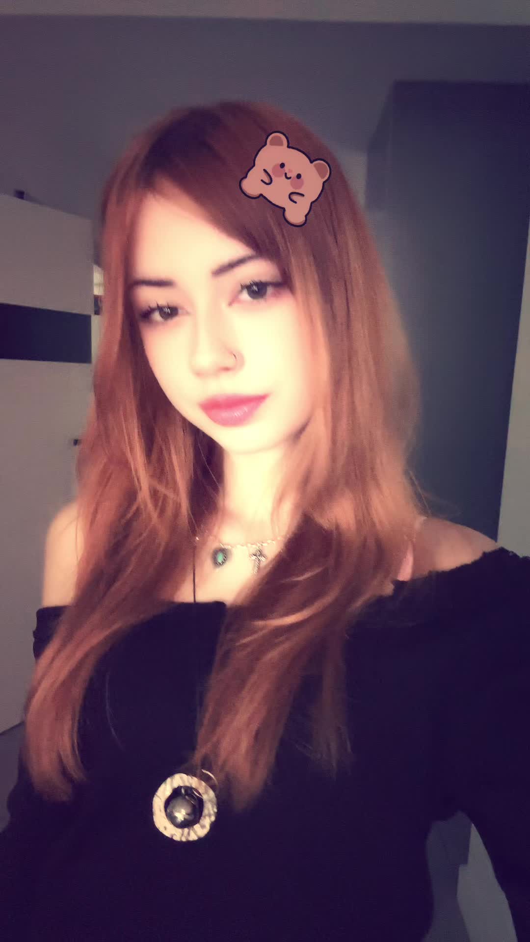 @Laura🧣🕊️