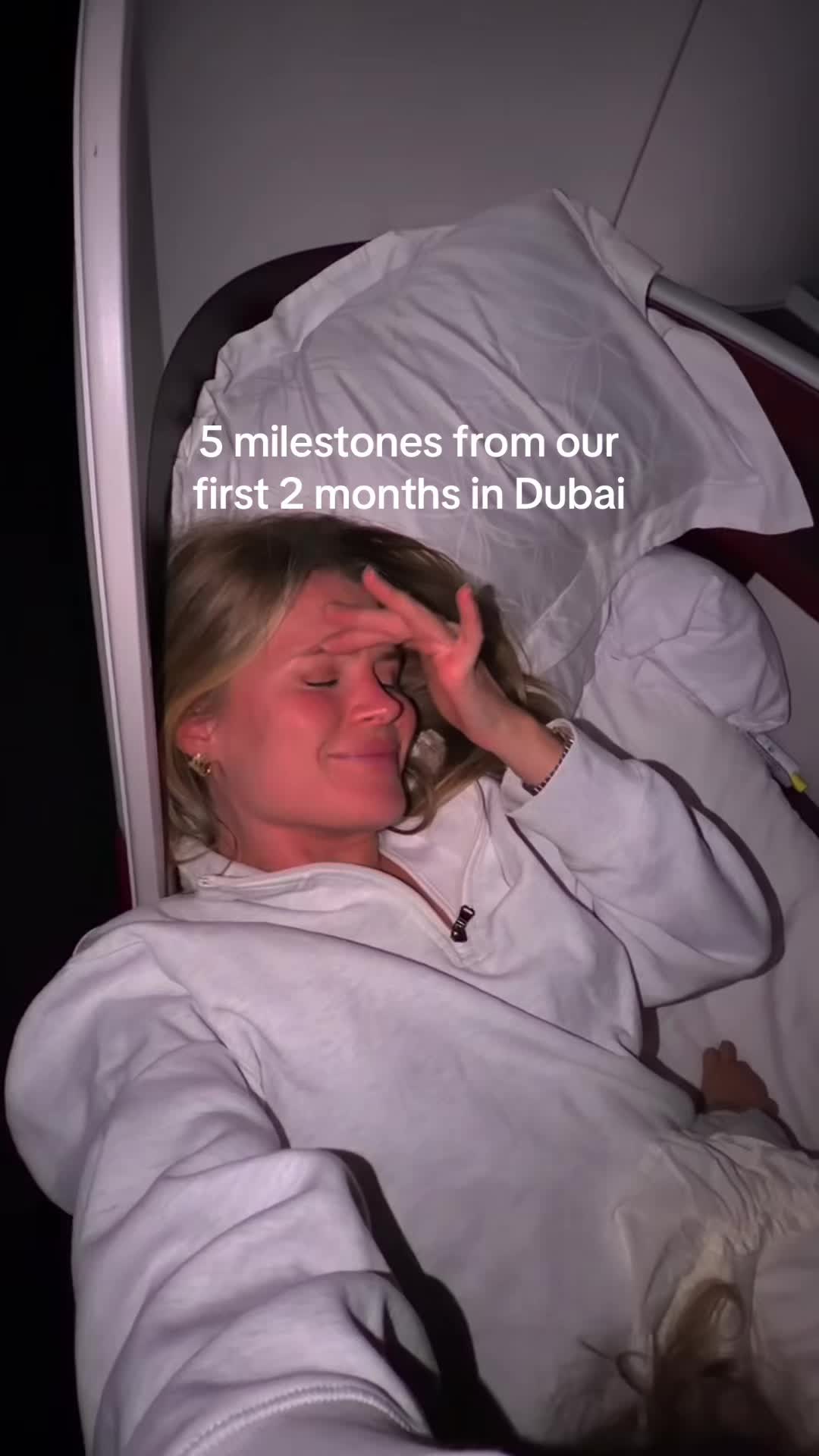 @Nea | Mom in Dubai