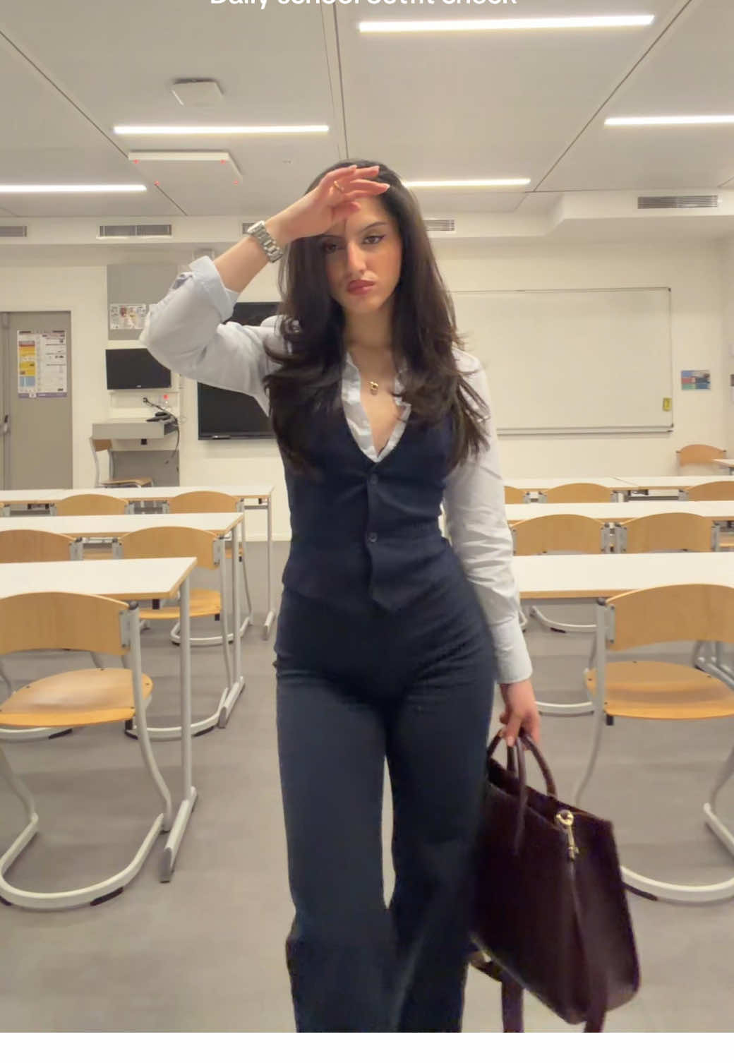 @claireatk_