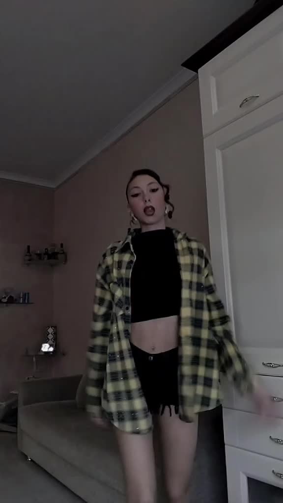 @👑