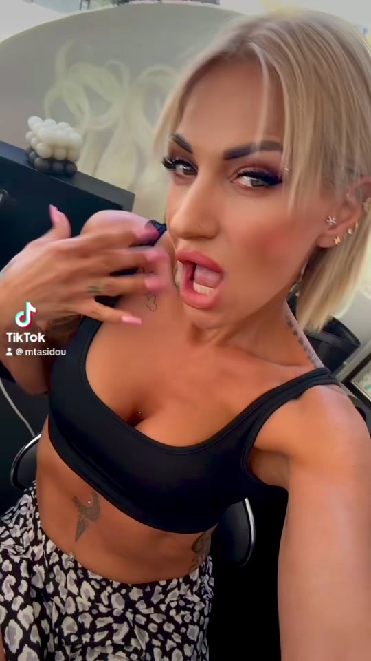 @Marinatasidou💋