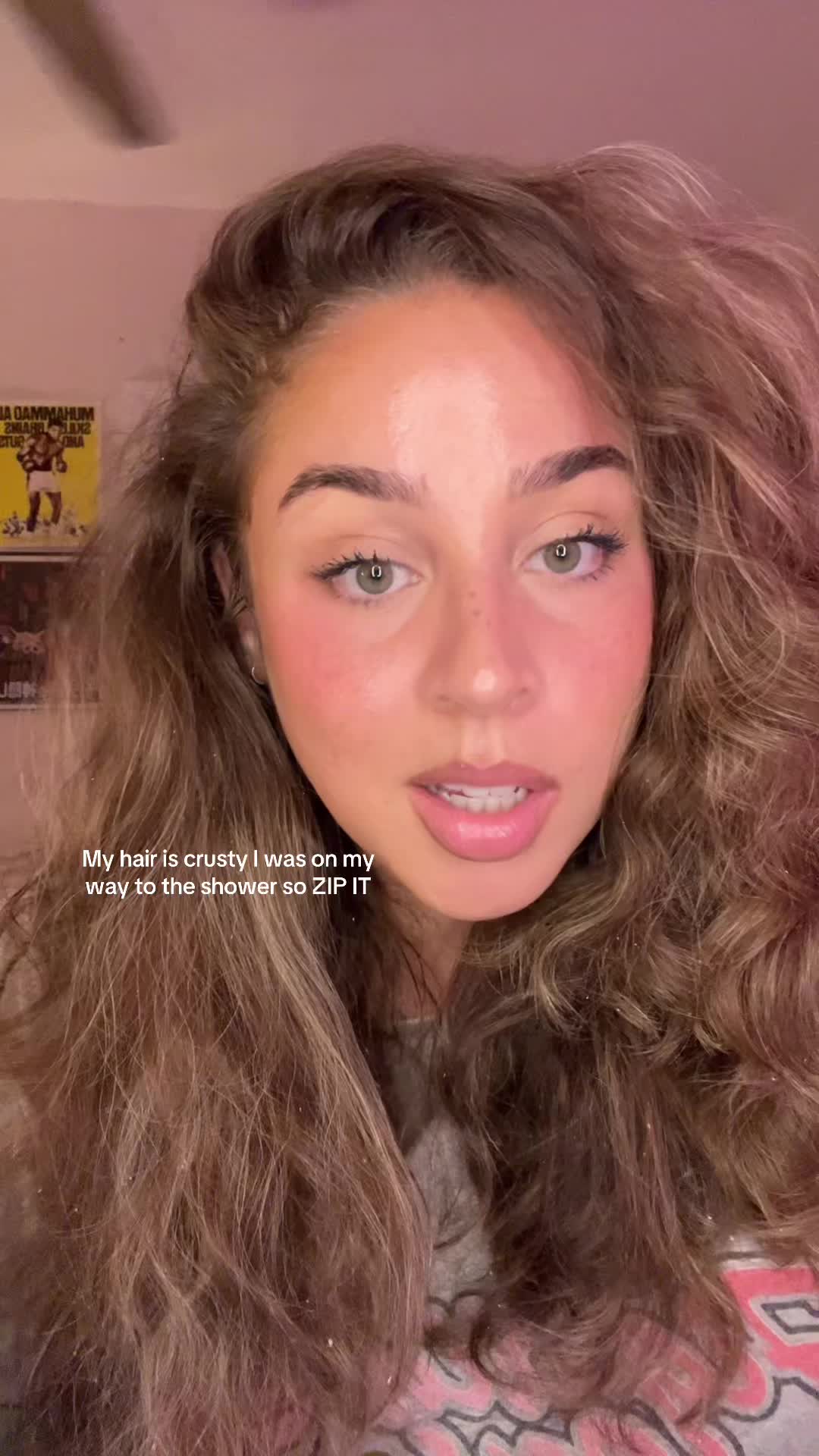 @zoefromtheinternet