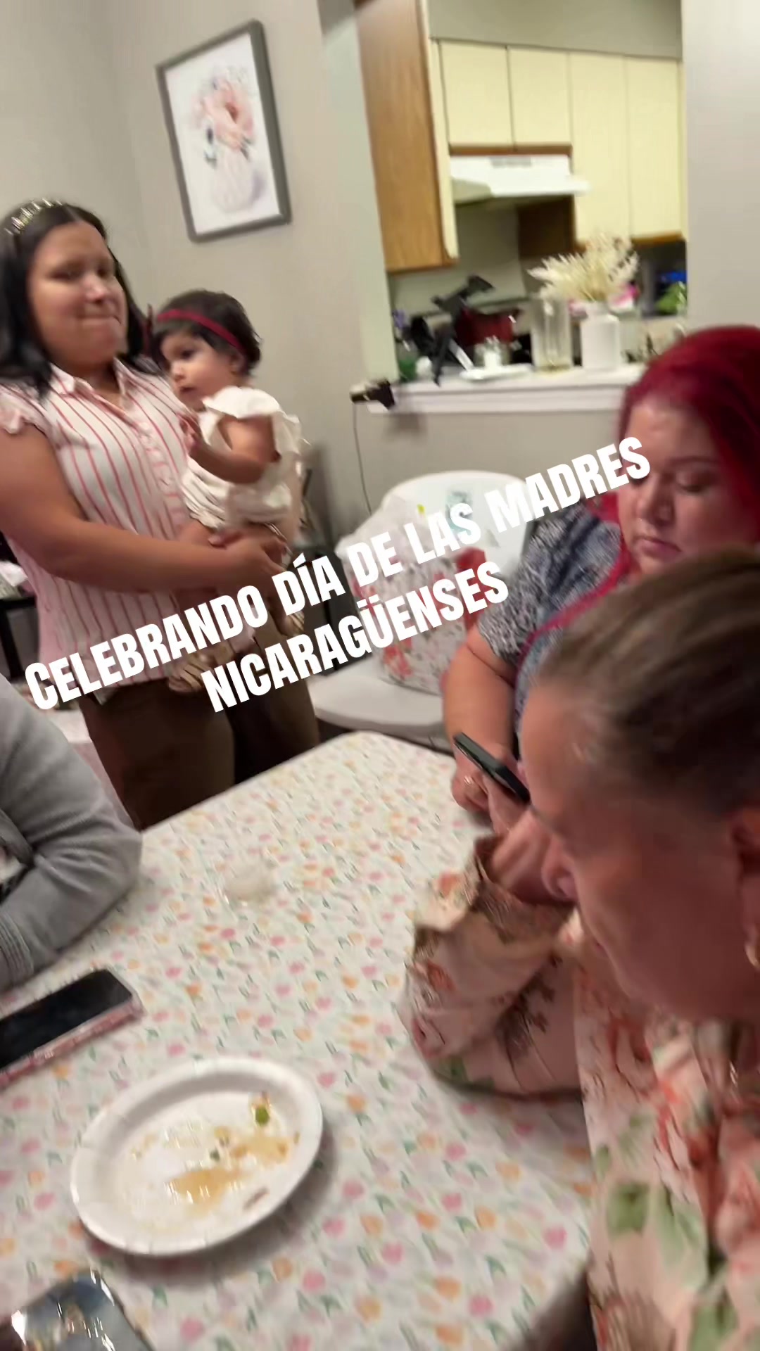 @ANA 🧿 RUIZ 🪐🐝 🙌📿🇺🇸