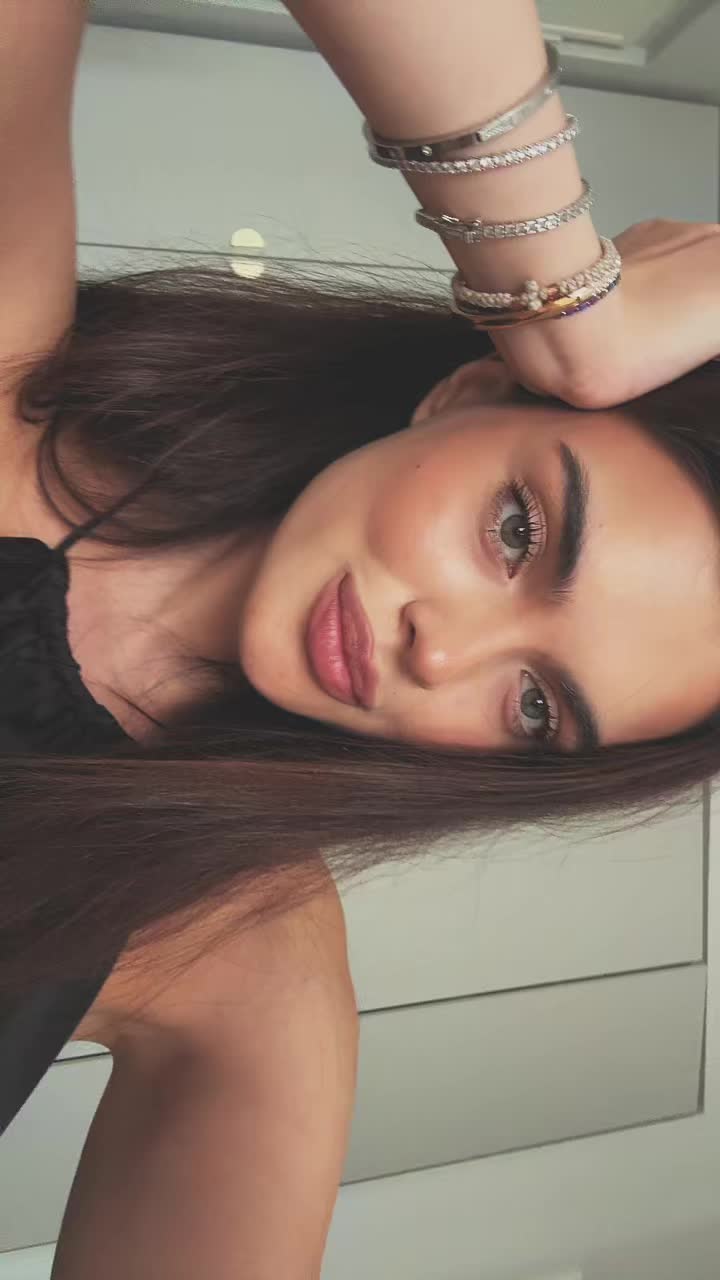 @ioannnaaaa__