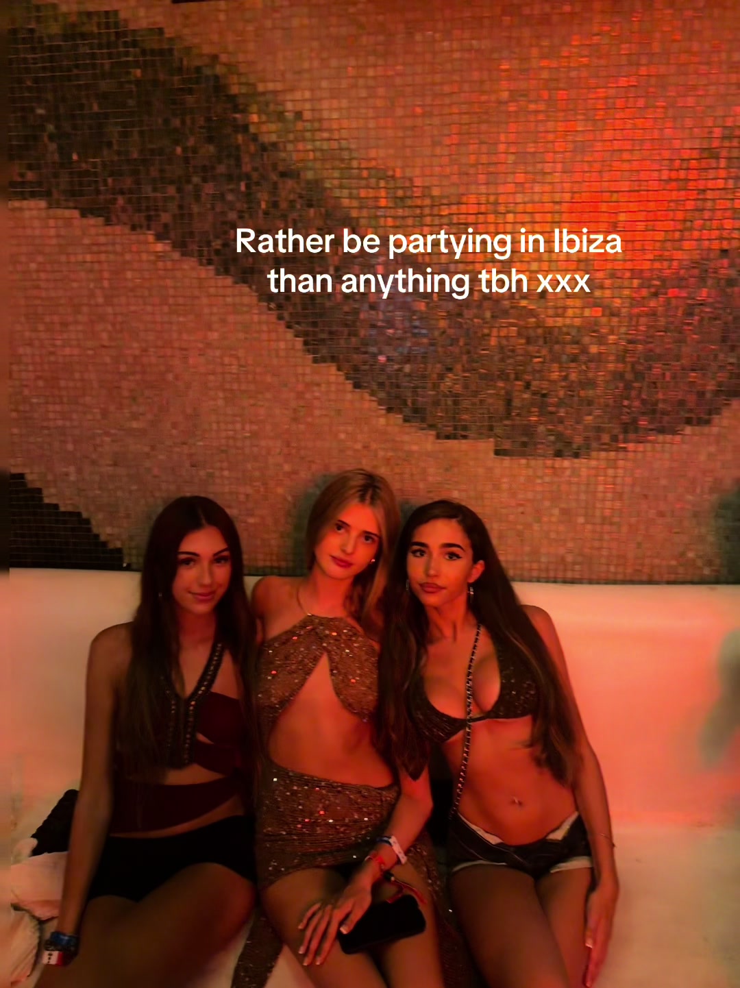 @Bibi