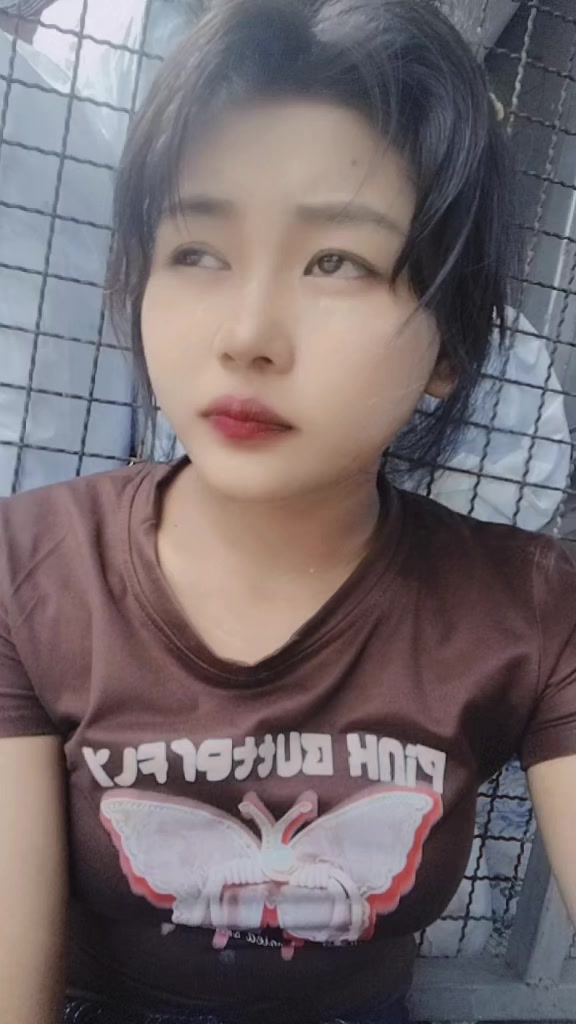 @Hlaing lay