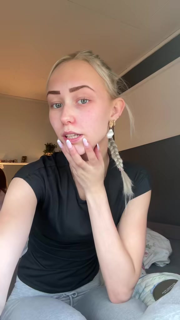 @ℬ𝓊𝒶𝒶𝓈🫰🏼